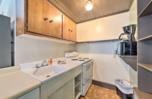 Murray Condo | Kentucky Lake Condo #21: Jet Ski Rentals On-Site