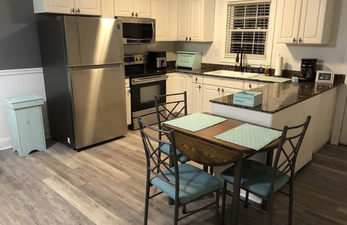 Benton Cottage | Kentucky Lake cottage!