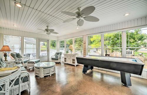 Gilbertsville House | Kentucky Lake House with a Great Outdoor Space!
