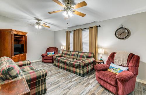 Murray House | Kentucky Lake Retreat Near Marina and Launch!