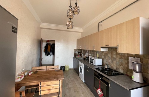 Kentron House | Kenut Hostel