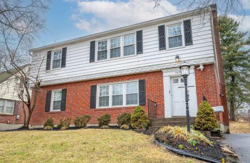 Roselawn Finance House | Kenwood Keys 1 - Cozy Stay for 6