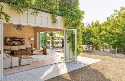 Kenwood Villa | Kenwood Lodge - 5 Bedroom/En-suite, Pool, Views