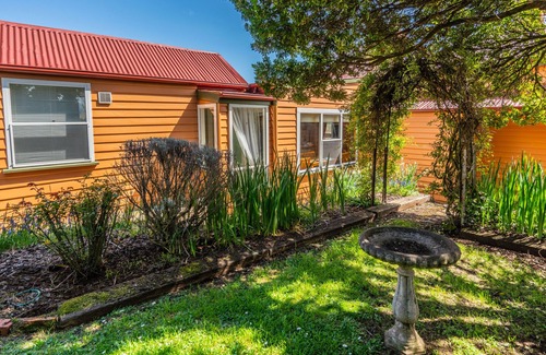 Deloraine Cottage | Kenya Cottage Accommodation