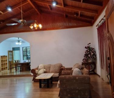 Lutong House | Kenyalang Lutong Homestay