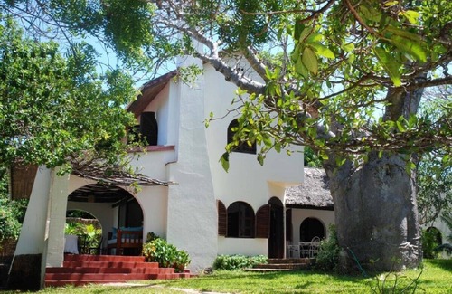 Malindi Marine National Park Villa | Kenyan family villa with beautiful pool, private beach access, stunning views.