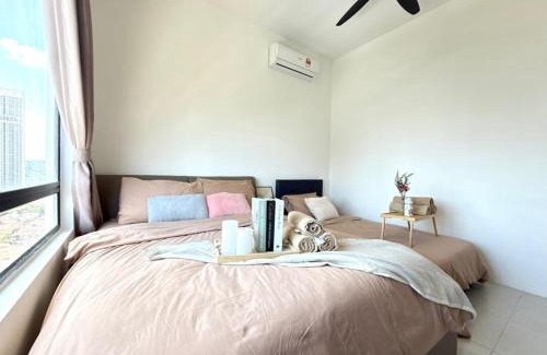 Bandar Menjalara Apartment | Kepong luxury 3 room 3-11 pax 3 min to desa park