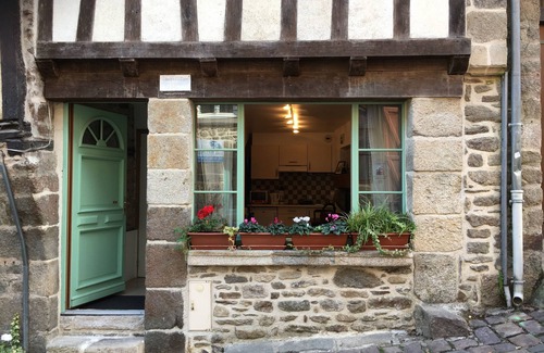 Dinan Apartment | Ker Viviane - charming apartment in Dinan.