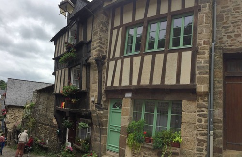 Dinan Apartment | Ker Viviane - charming apartment in Dinan.