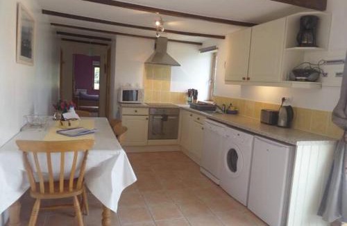 Melgven House | Keranmeriet D near Pont Aven, Concarneau, beaches 15km