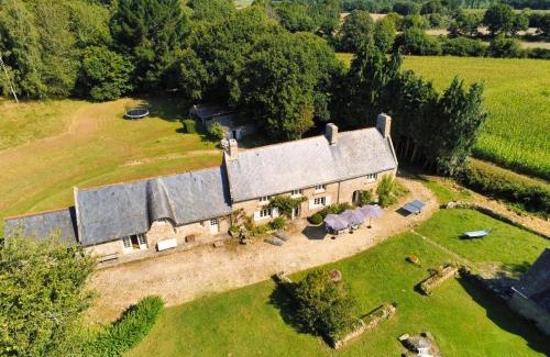 Riec-sur-Belon Bed & Breakfast | KERBELEG, ferme-manoir du XVè siècle, chambres grand confort