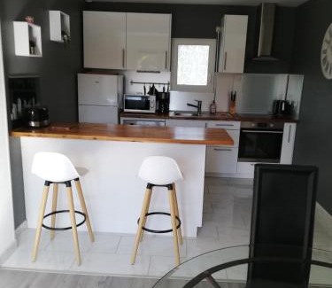 Moelan-sur-Mer House | Kerguil-hanna agréable et familiale, 4 pers, piscine privée du 15 juin à mi-septembre