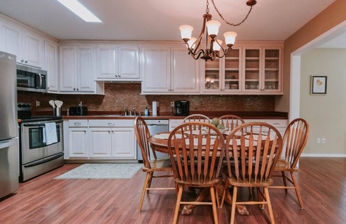 Ocean Springs House | Keri Cove - close to beach & downtown Ocean Springs! Includes golf cart!