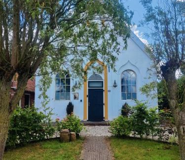 Zeerijp House | Kerkje De Kleine Antonius
