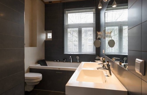 Canal Ring House | Kerkstraat Residence