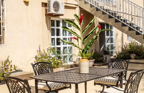 Serrekunda Apartment | Kerr Ayo's Two Bedroom Apartment, 5 Minutes from Senegambia Beaches.