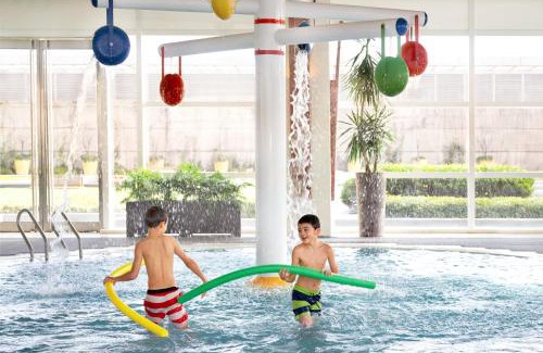 Pudong Hotel | Kerry Hotel Pudong, Shanghai - Indoor Connecting to Shanghai New International Expo Centre