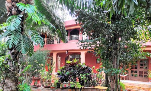 Lome House | Keryvonne