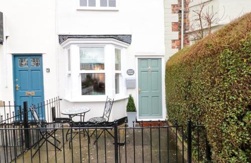 Stokesley House | Kestrel Cottage