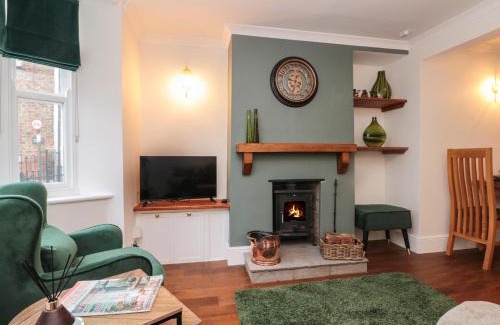 Stokesley House | Kestrel Cottage