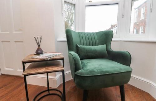 Stokesley House | Kestrel Cottage