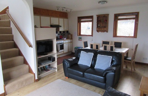 Fortrose Cottage | Kestrel, Longhouse Cottages