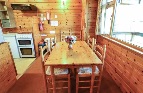 Alford Cottage | KESTREL, pet friendly, country holiday cottage in Alford