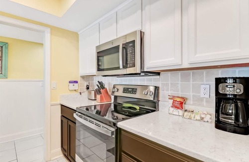 Fernandina Beach Condo | Ketch a Sunrise – Oceanfront Boutique Top Floor Condo—The Perfect Retreat