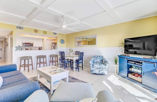 Fernandina Beach Condo | Ketch a Sunrise – Oceanfront Boutique Top Floor Condo—The Perfect Retreat