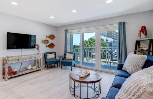 Fernandina Beach House | Ketch Courtyard Condo - Oceanview Balcony - Pool - Steps from the Beach