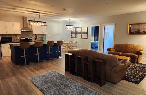 Grand Forks Apartment | Kettle Blue Apartment in Downtown Grand Forks