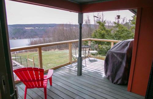 Hammondsport House | Keuka Sunrise