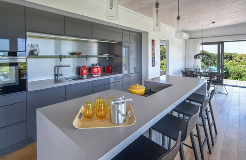 Keurboomstrand Villa | Keurbaai Cottage - Two Bedroom Villa, Sleeps 4