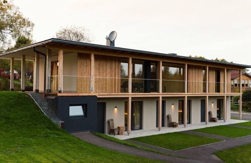 Latschach Apartment | Keuschengut - Natur Garten Suite Weißtanne