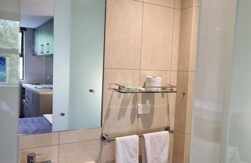 Kew Apartment | Kew Comfy Studio - free parking