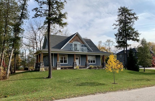 Bayfield House | Kew Cottage - Town of Bayfield
