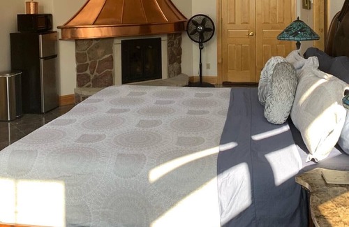 Allouez Other | Keweenaw Castle Resort: Grand Suite