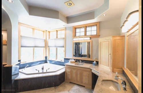 Allouez Other | Keweenaw Castle Resort: Grand Suite
