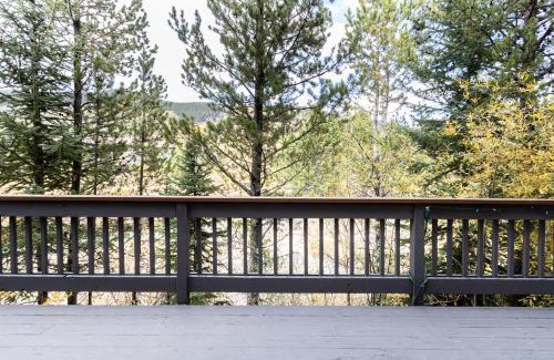 Mountain House Apartment | Key Condo 2939
