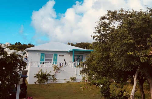 Rainbow Bay House | Key Lime Cottage by Eleuthera Vacation Rentals