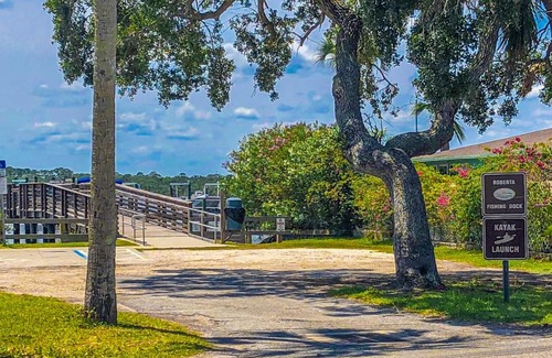 Roberta Heights House | Key Lime Cove