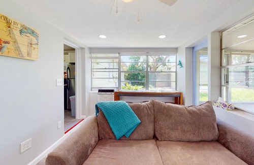 Roberta Heights House | Key Lime Cove