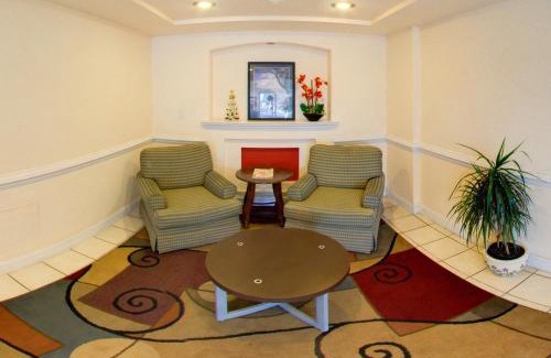 Central Newport News Hotel | Key West Inn - Newport News