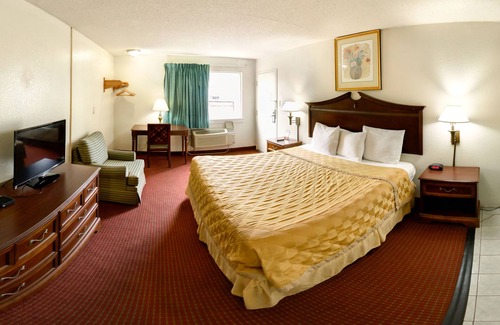 Central Newport News Hotel | Key West Inn - Newport News