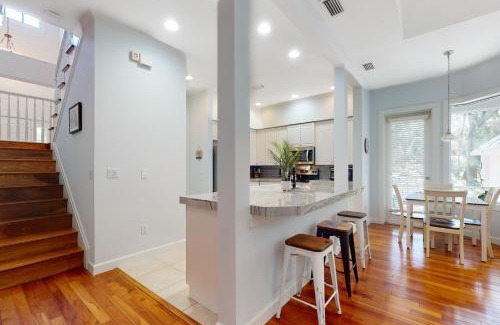 Indian Beach Sapphire Shores House | Key West Style-Livin'