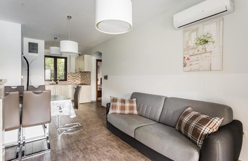 Morinj Apartment | Keystone Apartments