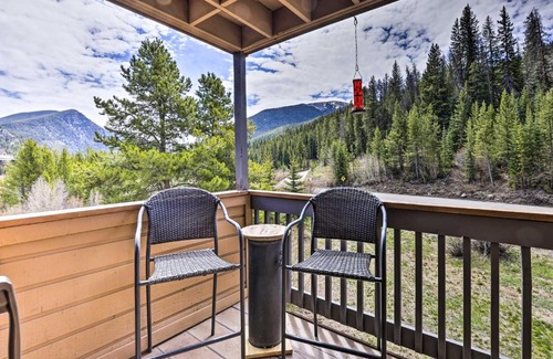Mountain House Apartment | Keystone Mountain Getaway Walk to Ski Lifts