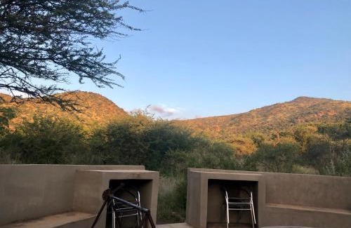 Pilanesberg National Park Cabin | Kgorogoro Lodge
