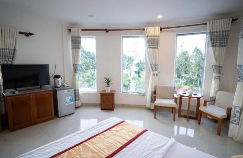 Vi Thanh Hotel | Khách Sạn Bông Sen