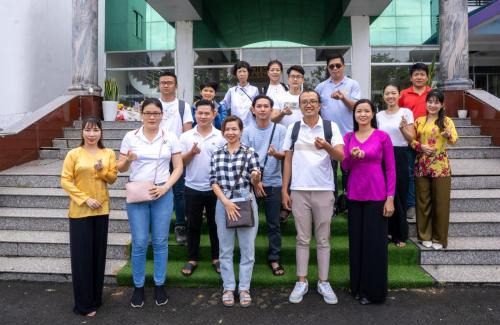 Vi Thanh Hotel | Khách Sạn Bông Sen